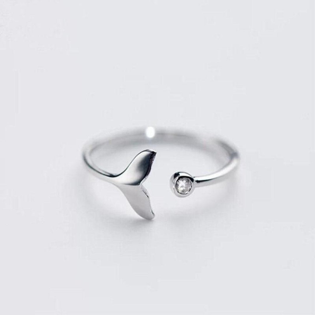 Adjustable Dolphin Tail Ring in 925 Sterling Silver with Zirconia Accents