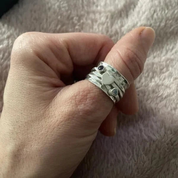 Rotating Heart Ring