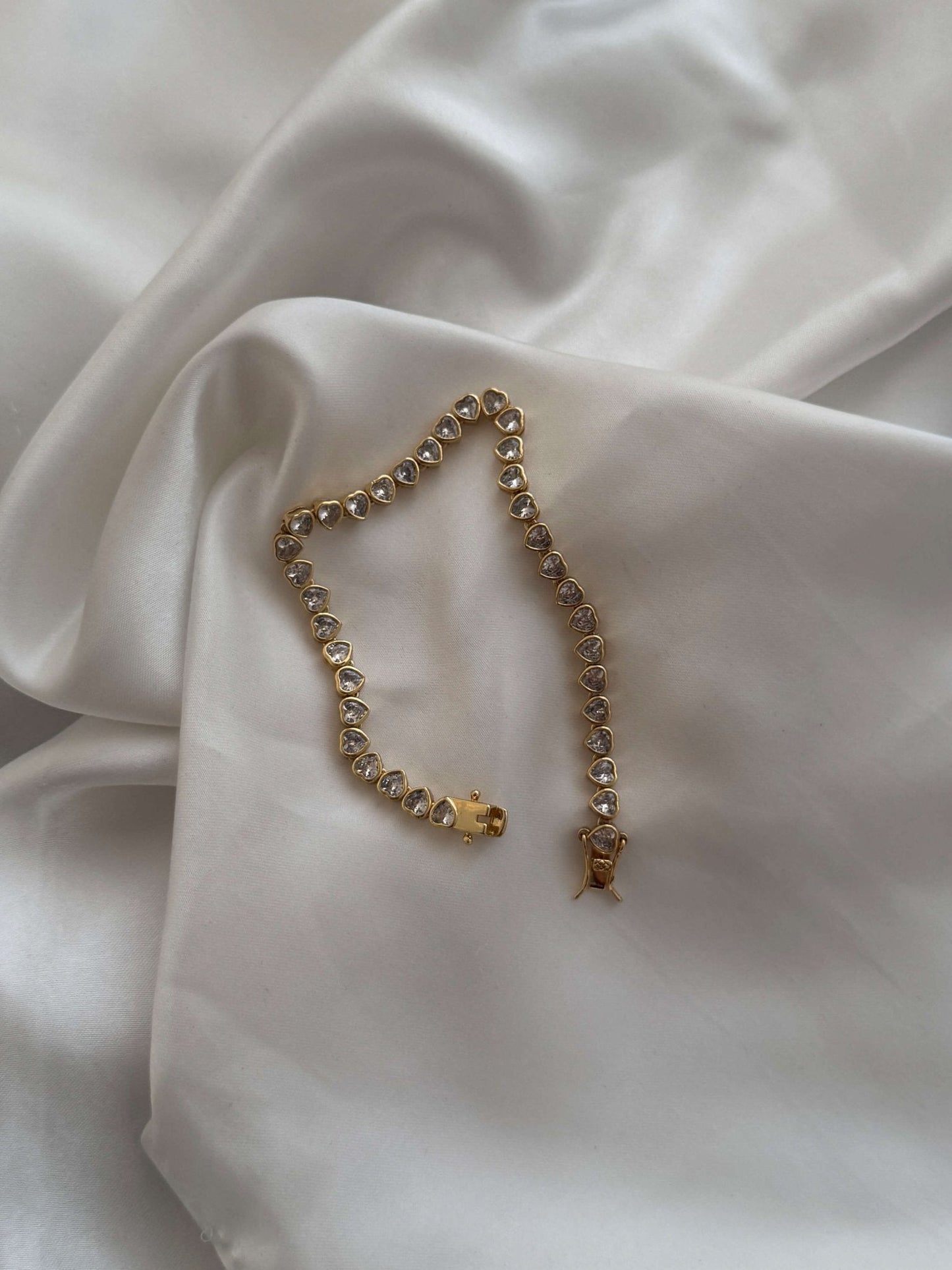 Heart-Cut Zirconia Tennis Bracelet