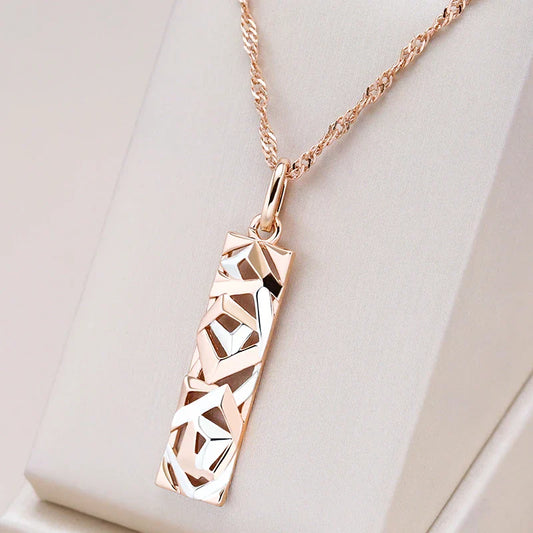 Chic Gold Necklace
