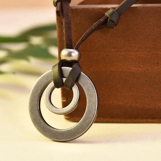 Retro Silver Circle Necklace