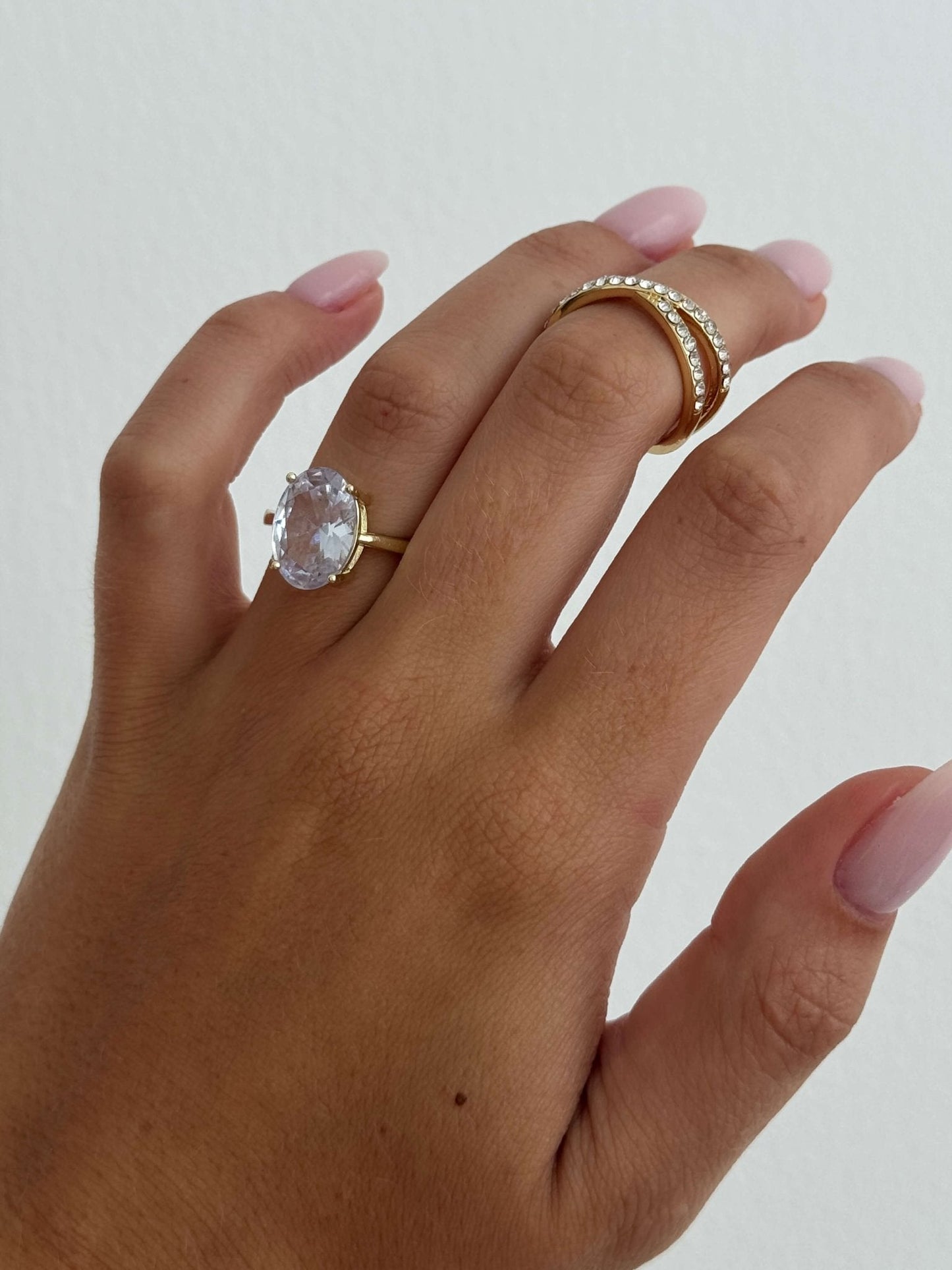 Oval Zirconia Band Ring