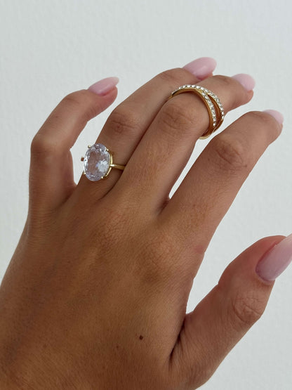 Oval Zirconia Band Ring